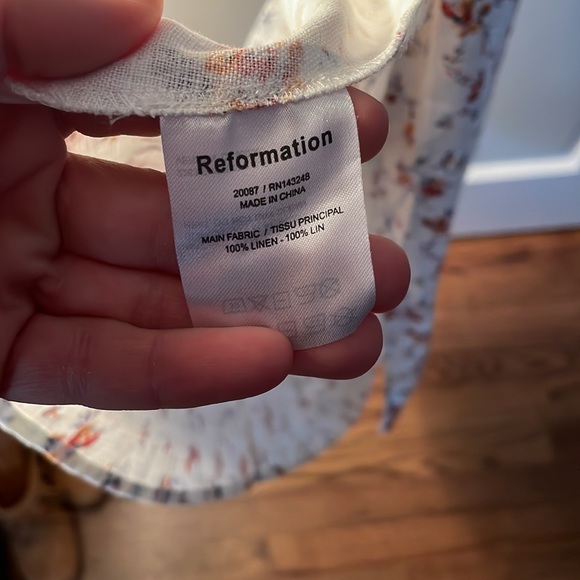 SO FEMININE! Gorgeous NWT Reformation Princess dress perfect for holidays S 👸 - Picture 7 of 7